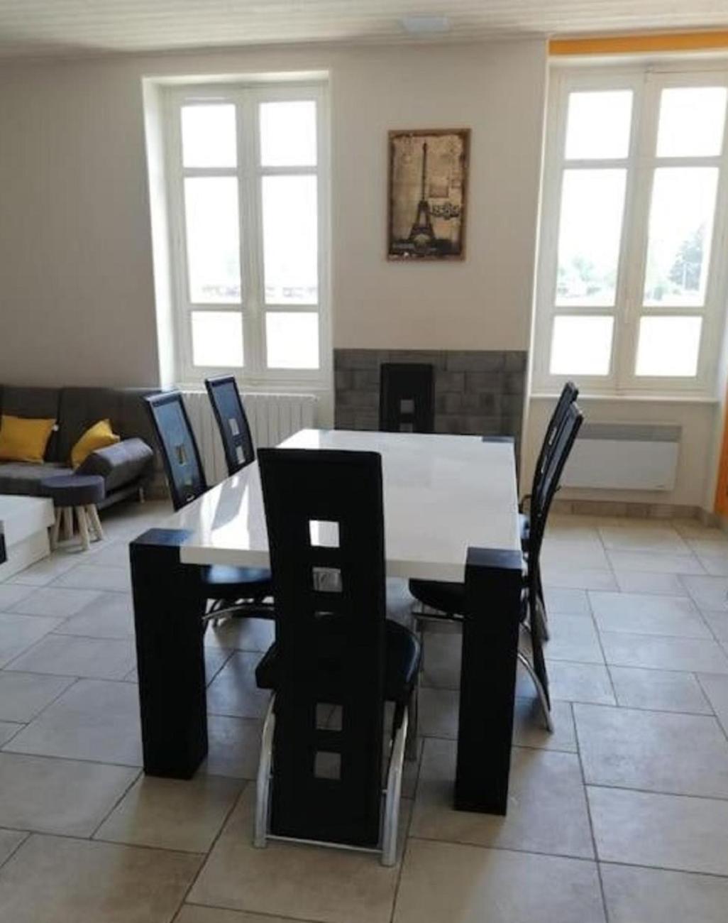 Maison De 100M2 Au Coeur D'Une Pension Equestre Les Sabots De Nina Marcollin Esterno foto